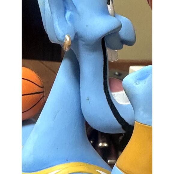 Rare Collectible Disneyland Resort Genie Aladdin Bobblehead Spinning Basketball - Picture 7 of 9